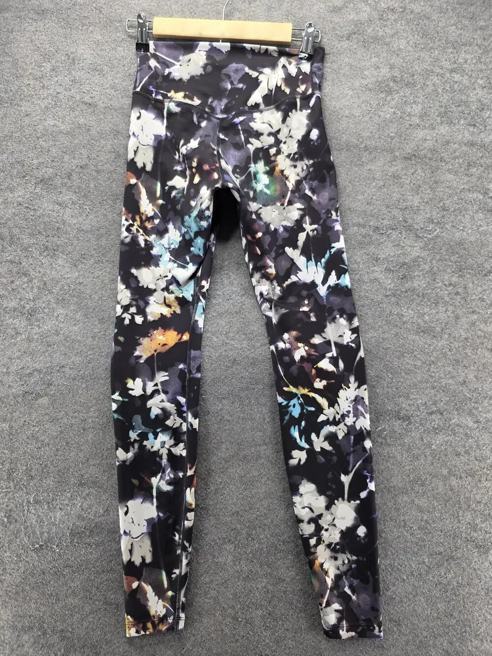 Nike Leggings Womens XS Multicolor Floral Ankle Elastic Waist Yoga Gym Running